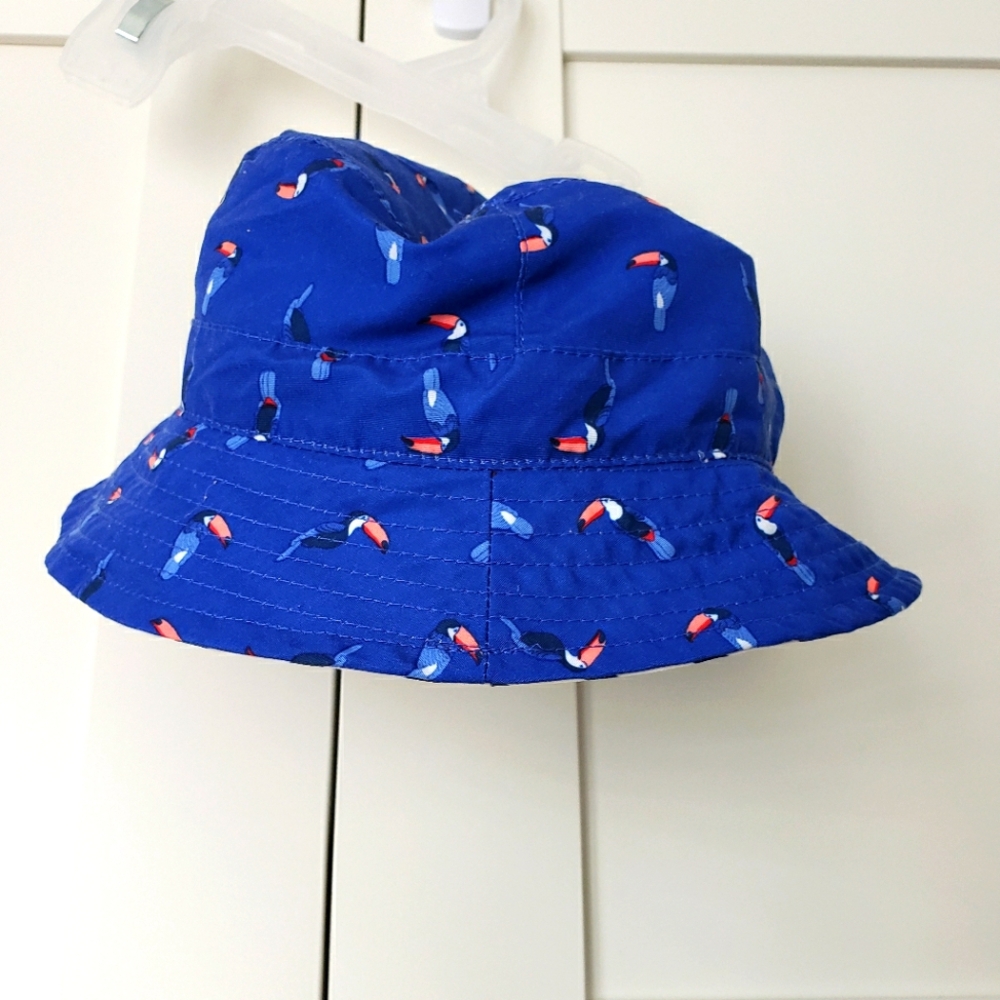 Carter's infant/toddler reversible bucket hat